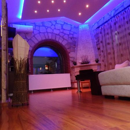 Villa George Afytos Buitenkant foto