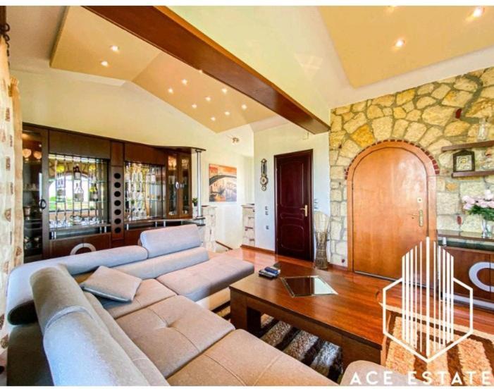 Villa George Afytos Buitenkant foto