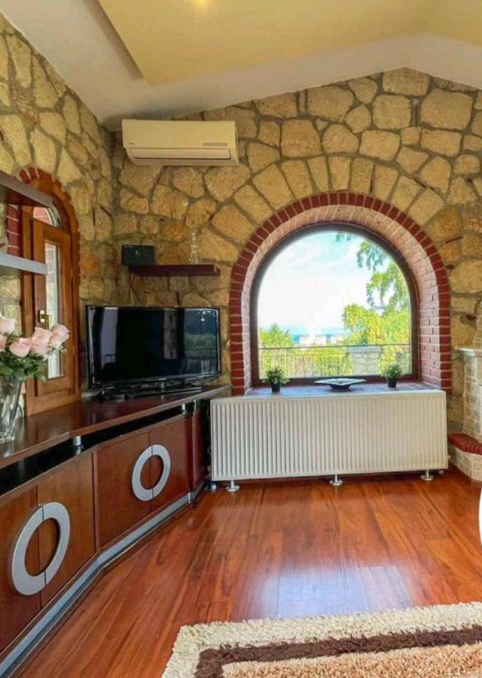 Villa George Afytos Buitenkant foto