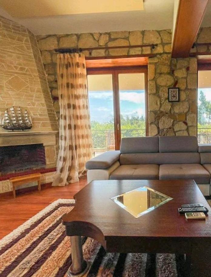 Villa George Afytos Buitenkant foto